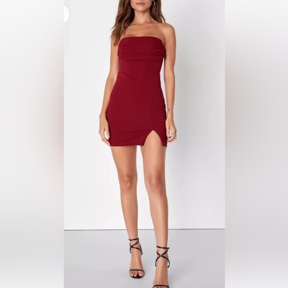 Lulu’s Flair for Flirting Burgundy Strapless Mini Dress‎ Womens Large (147) - Picture 1 of 9